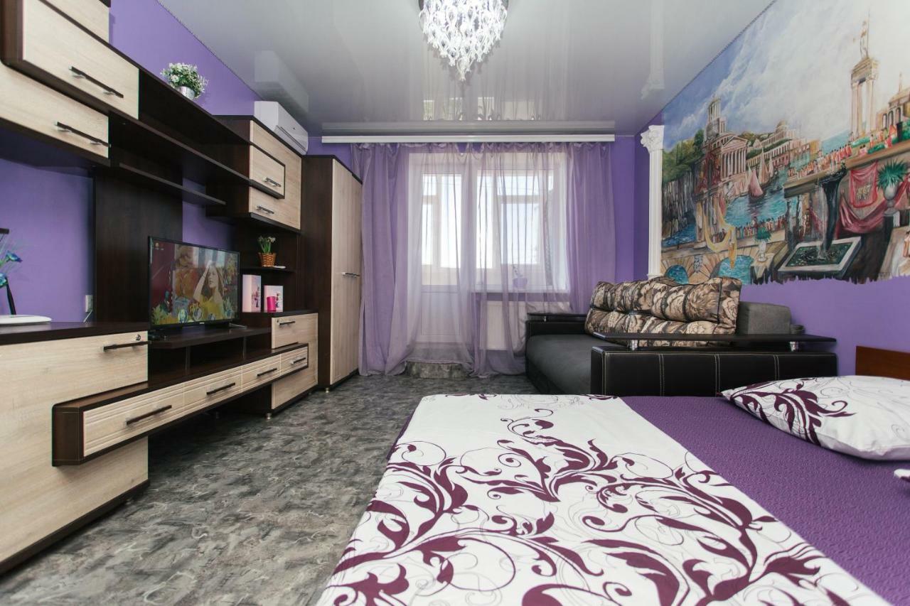 Vip Apartmens Faraon On Illinskaya 1 Floor Apartment Sumy Exterior photo